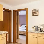Haus Excelsior 21 דירה *